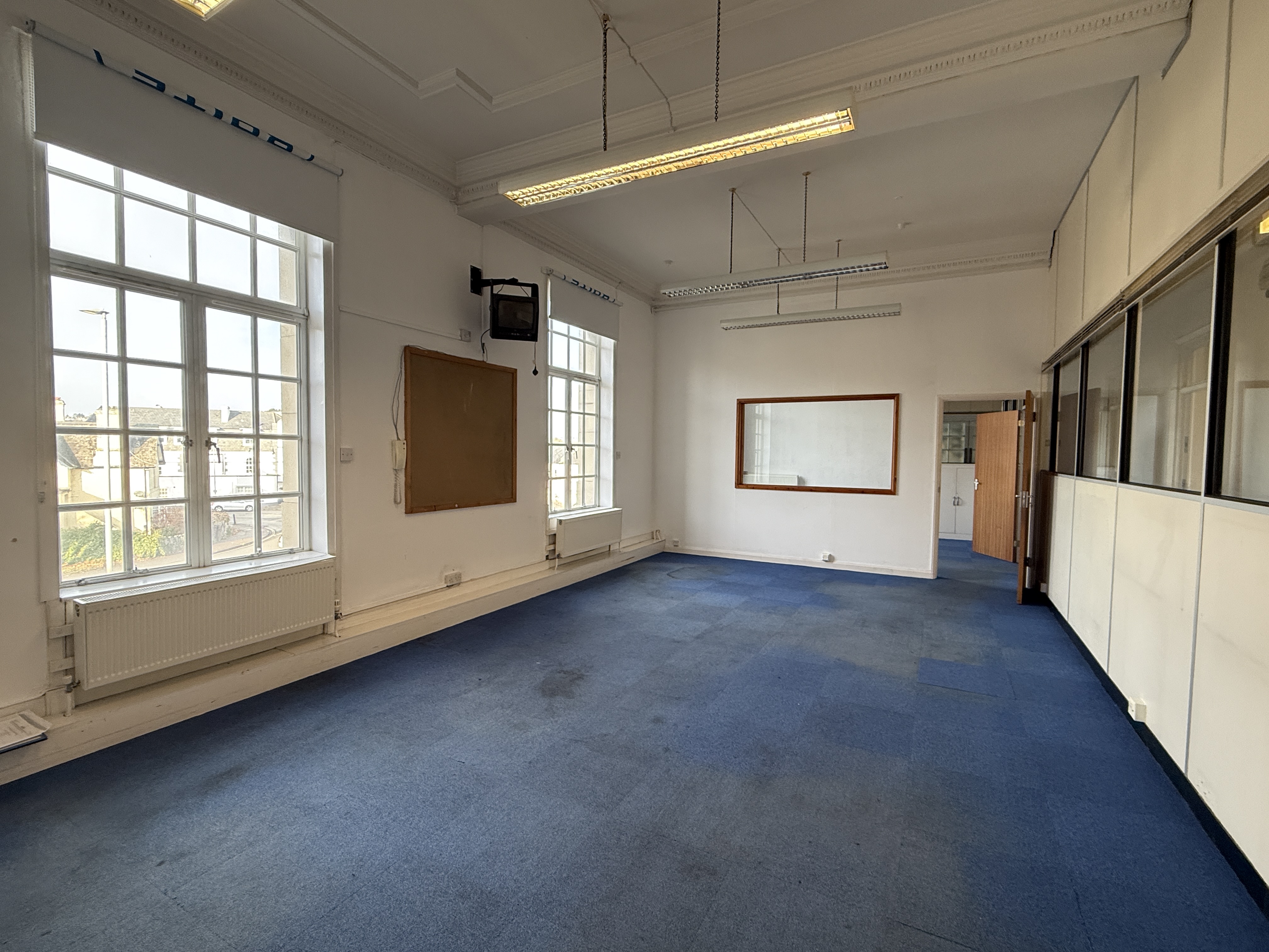 Office in Newton Abbot - photo 2